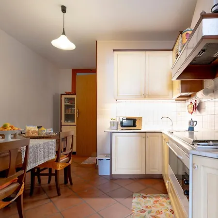 Apartament La Terra Di Mezzo *
