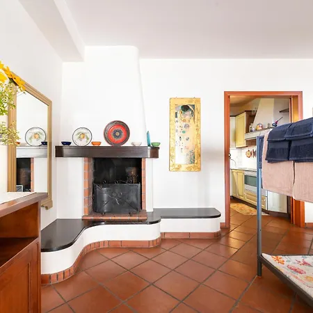 La Terra Di Mezzo Apartament